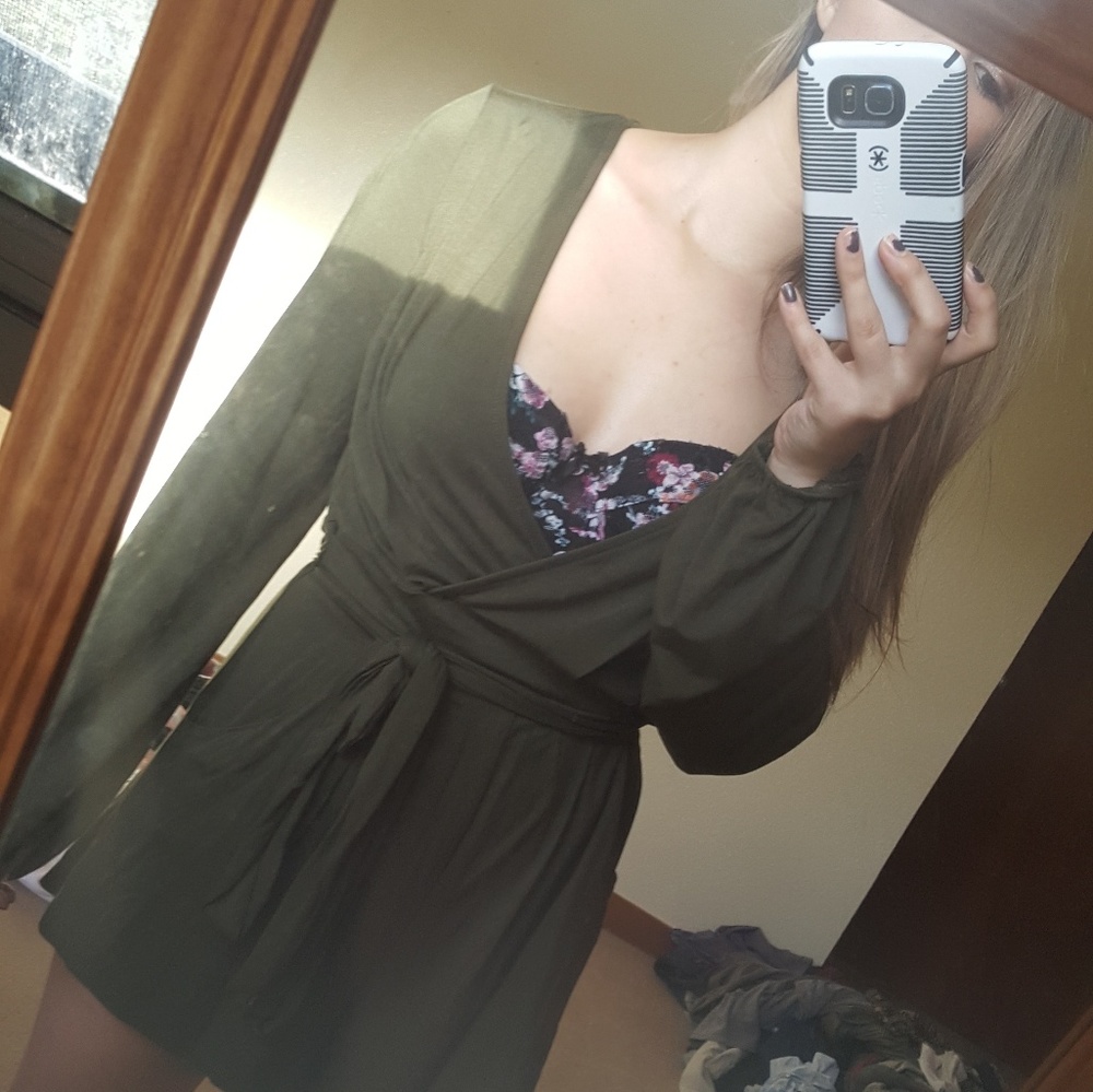 lulus romper - Picture 3 of 3